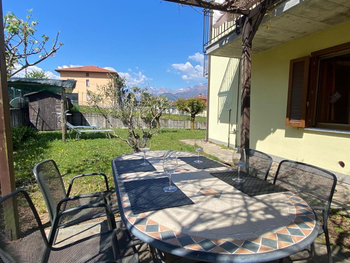 The Children Smile- With Private Garden Apartment Colico Exterior photo